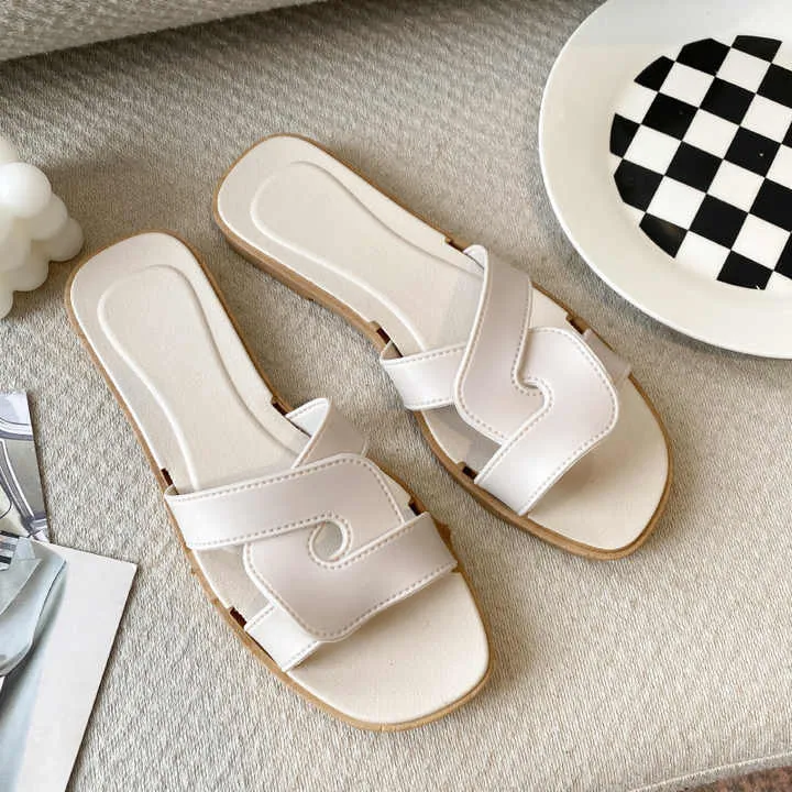 أحذية نسائية الصنادلWomen's shoes sandals