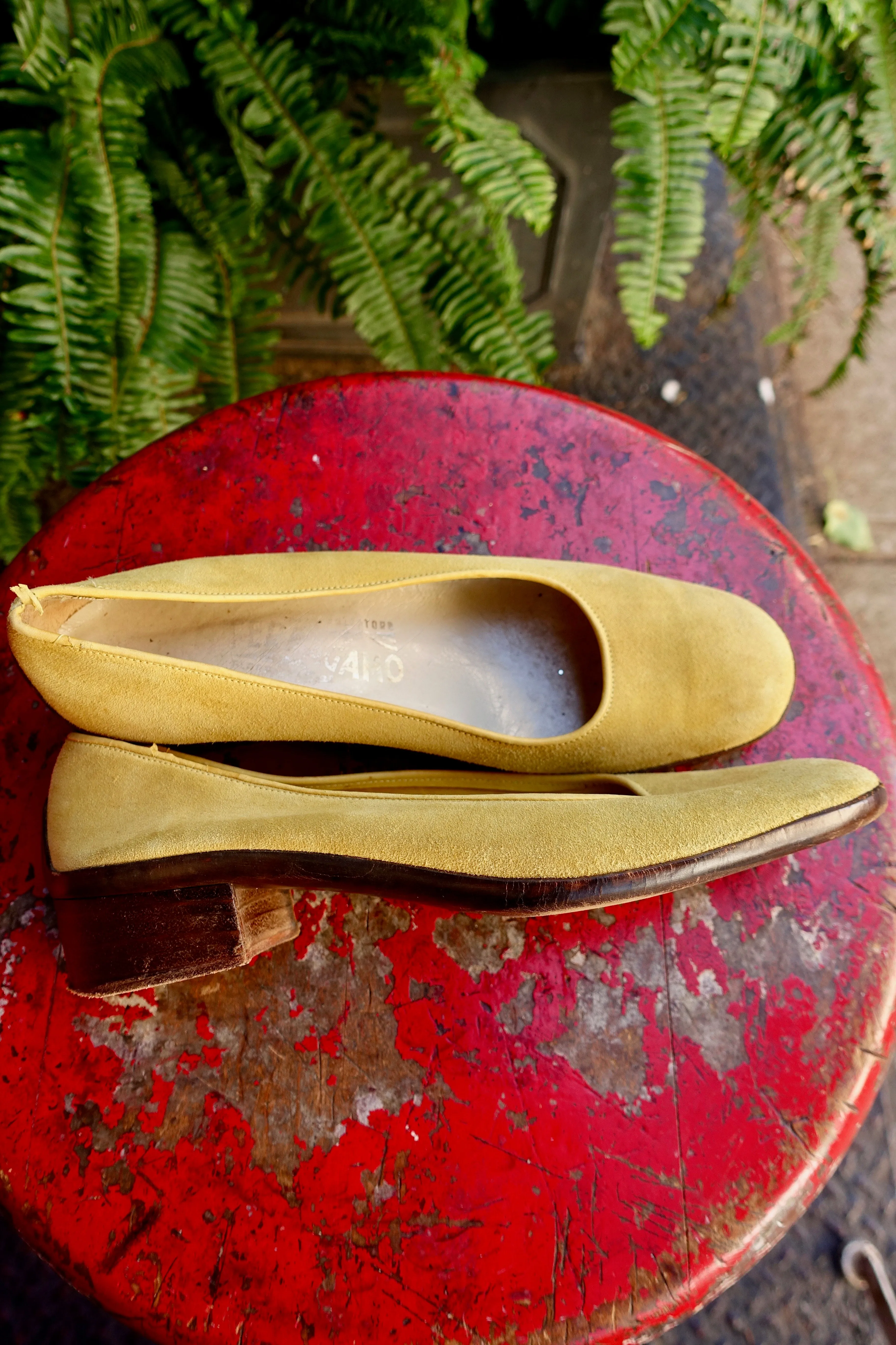 1970's Ferragamo Pear Yellow Suede Pumps - SOLD