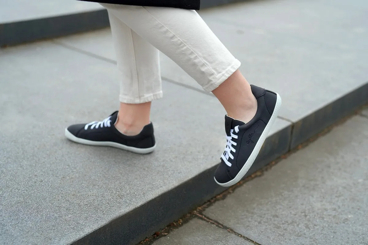 AYLLA BAREFOOT SNEAKER KECK VEGAN WOMENS - BLACK/WHITE 🌱
