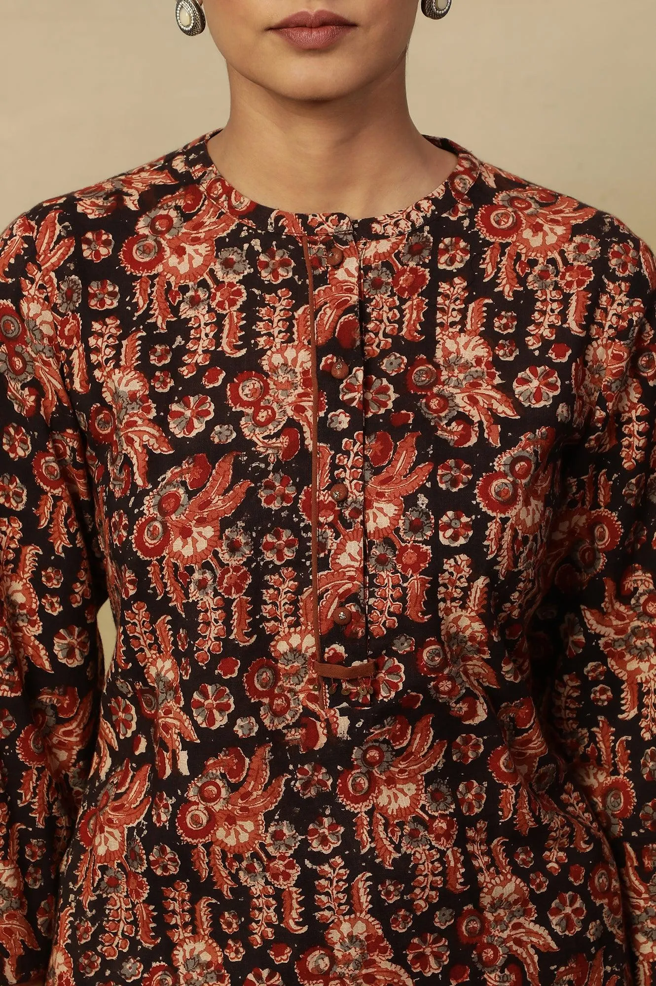 Black Kalamkari Printed Straight Kurta In Cotton Slub