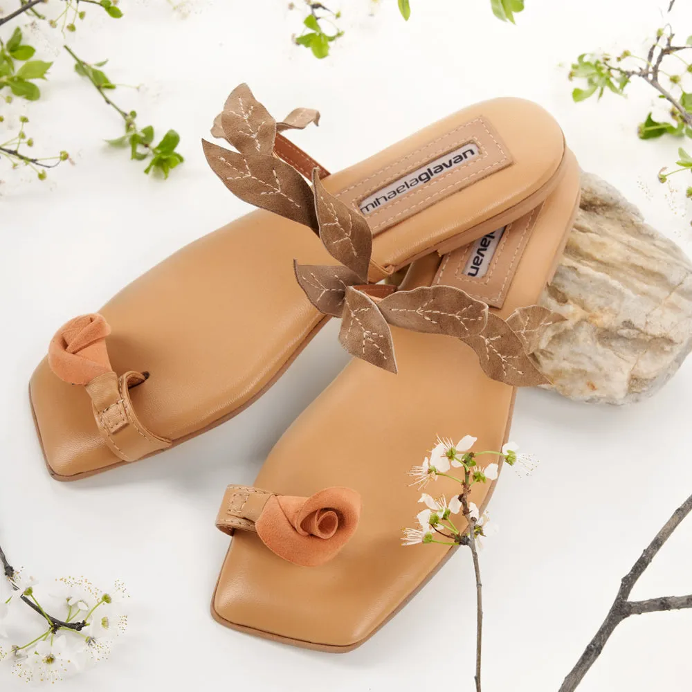 Blooming Garden beige suede flat sandals