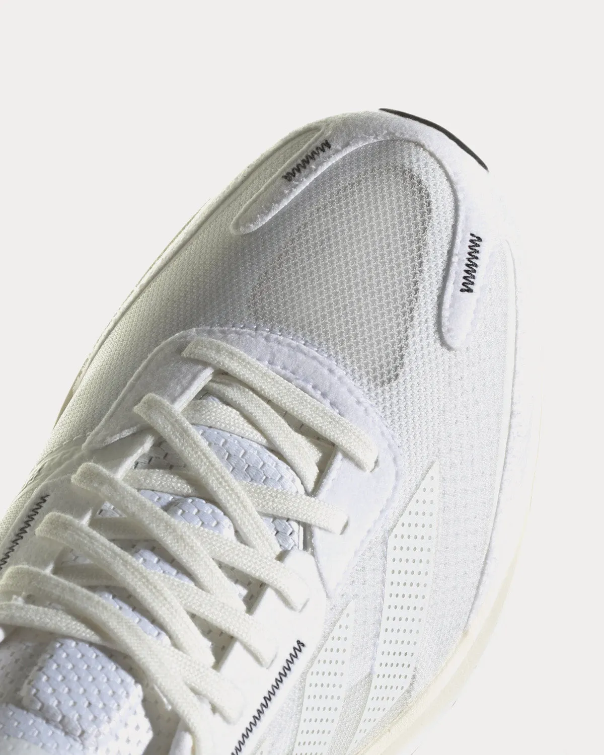 Boston 11 Non Dyed / Cloud White / Core Black Running Shoes