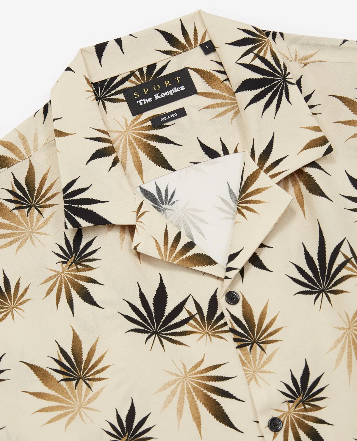 Chemise beige imprimé fleurs à manches courtes