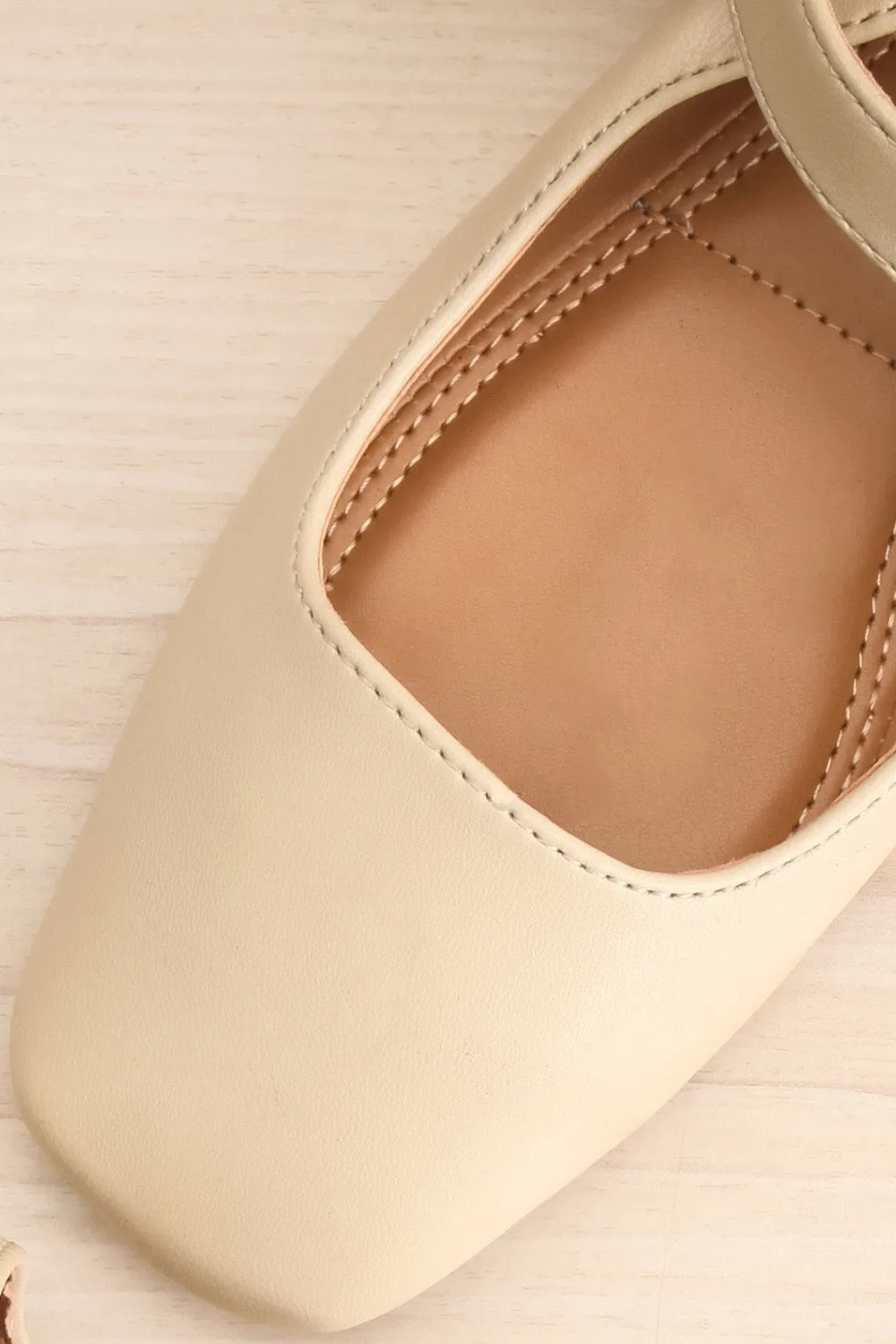 Coma Beige | Square Toe Mary Jane Flats