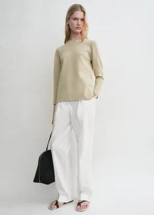 Compact knit desert