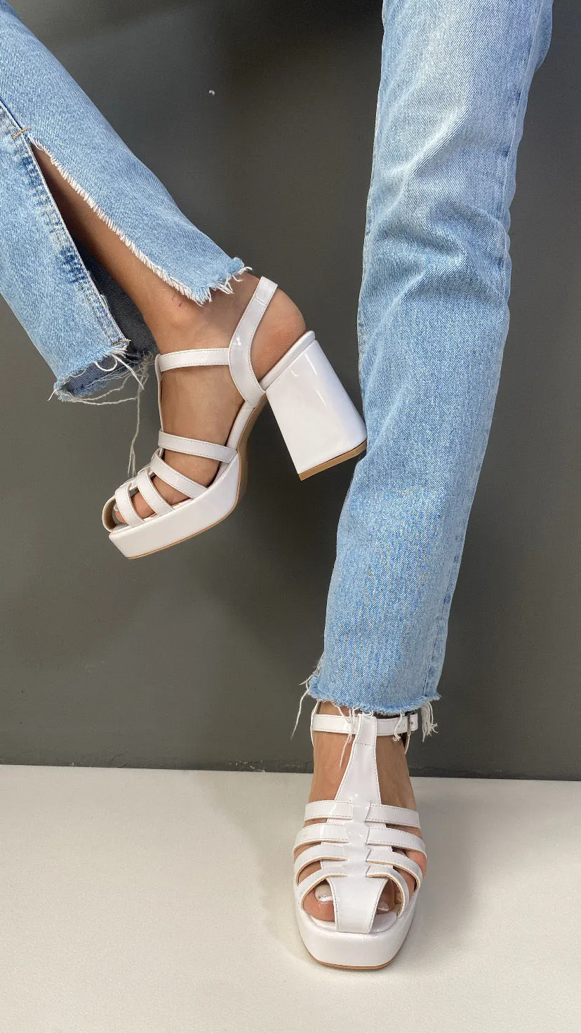 DSM White leather low platform summer women's shoe by Zoen - Oosterhout