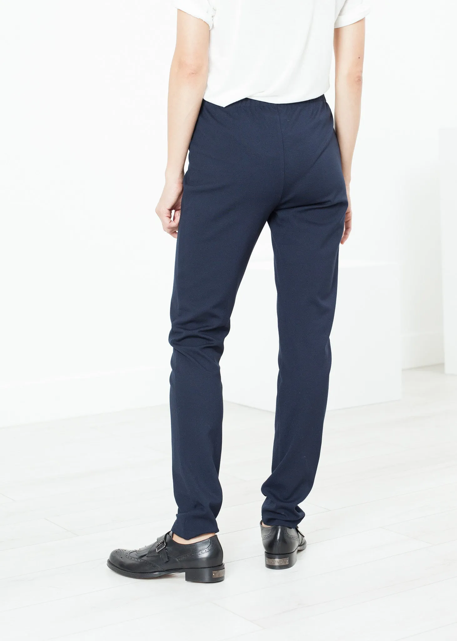 Easy Slim Pant in Navy - More Choice