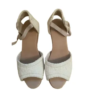 NWOB Ugg Fabric Espadrilles Size 8