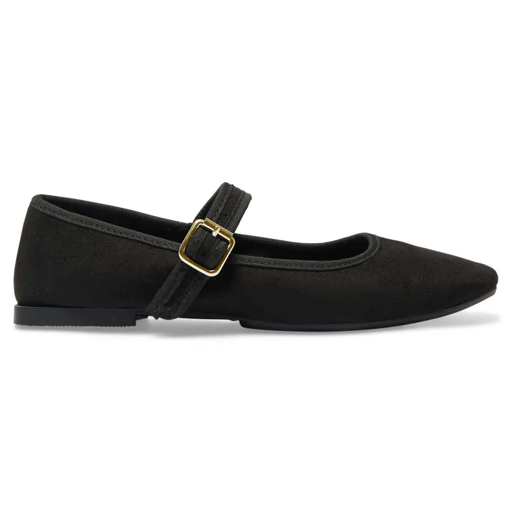 Romy Flat in Black