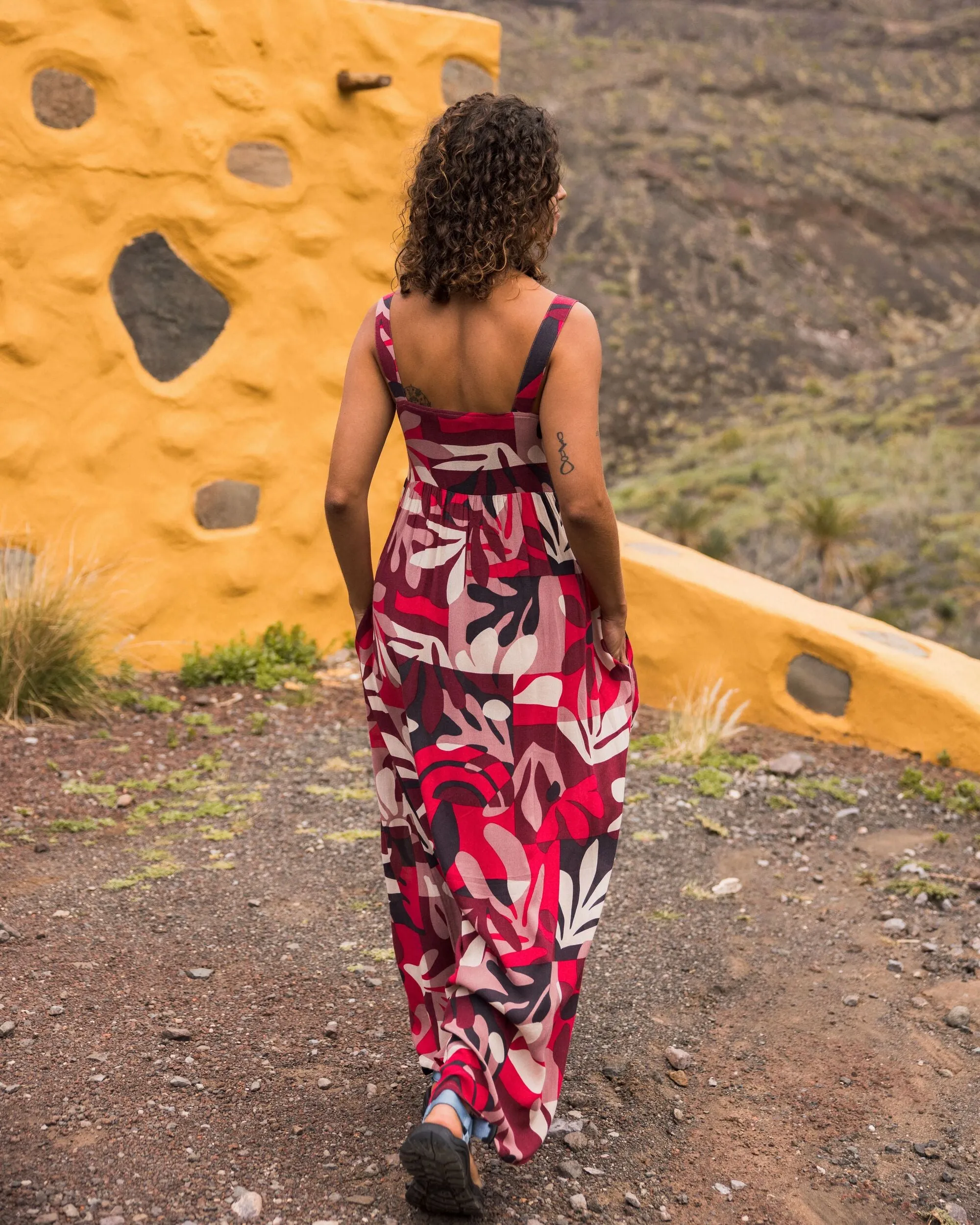 Soleis Woven Maxi Dress - Mountain Foliage Cranberry
