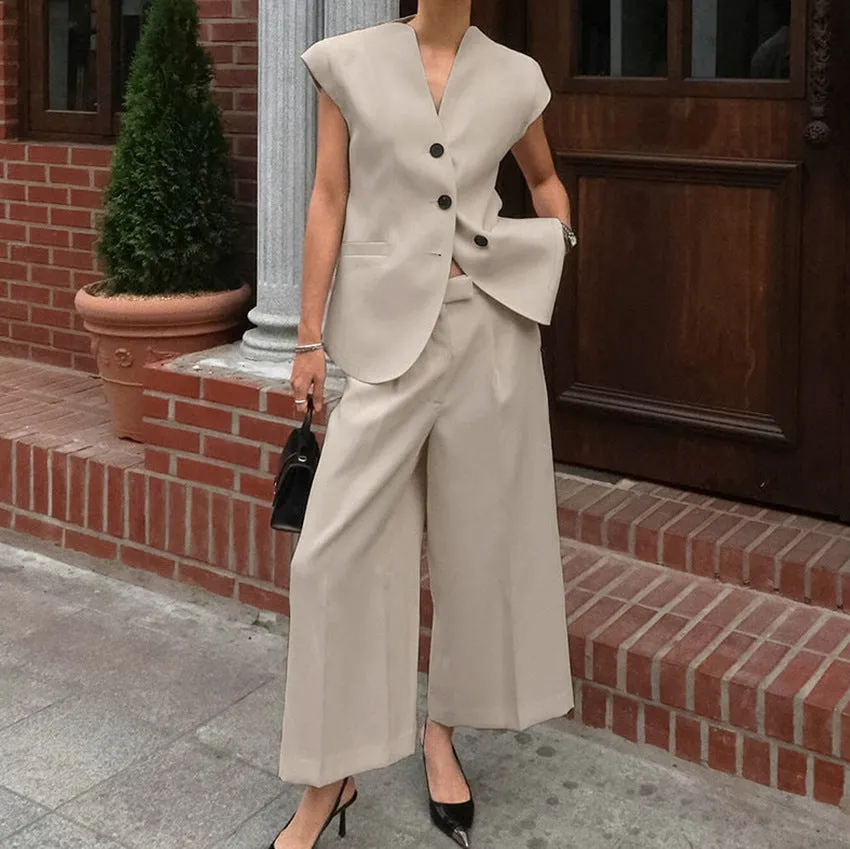 Trend4us Minimalist Sleeveless Blazer and Wide-Leg Trouser Set
