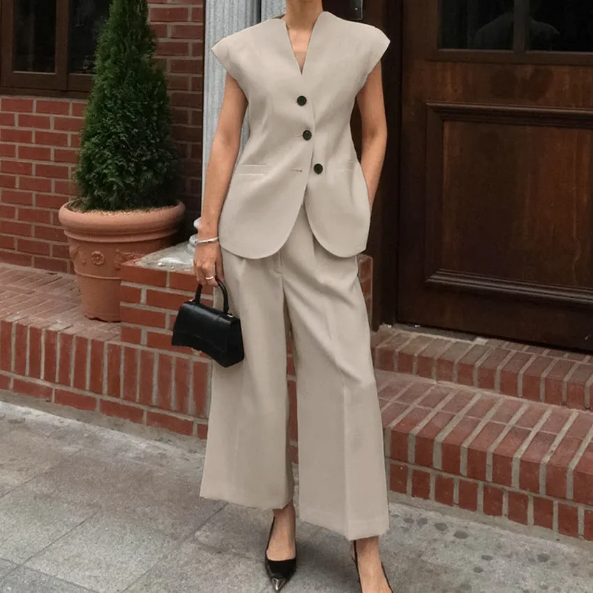 Trend4us Minimalist Sleeveless Blazer and Wide-Leg Trouser Set