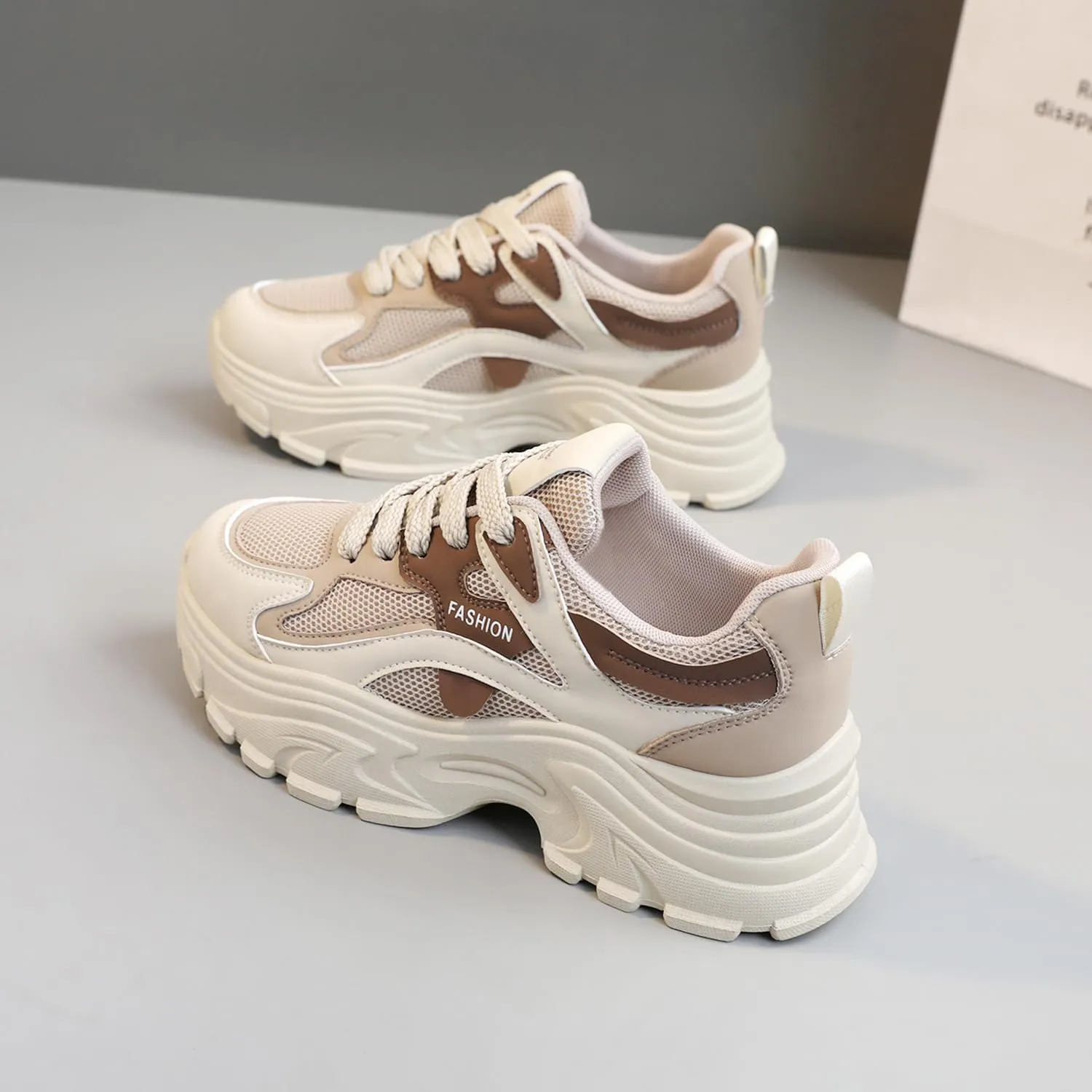 Women's Fashion Platform Sneakers Lace Up Chunky Sneakers Lightweight Mesh Casual Dad Shoes